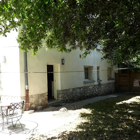 Apartment Pillapi Ceret